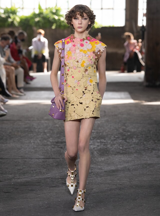 054 VALENTINO COLLEZIONE MILANO