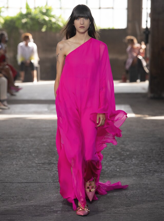 057 VALENTINO COLLEZIONE MILANO