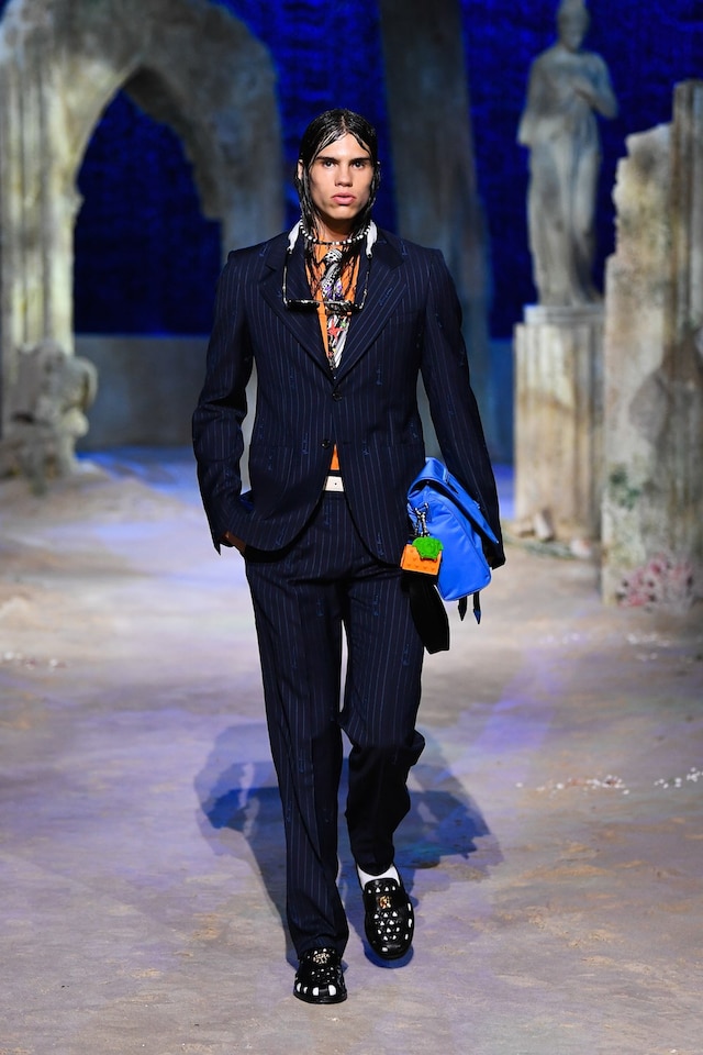 Versace_SS21_Look002