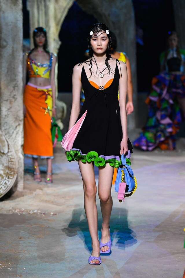 Versace_SS21_Look052