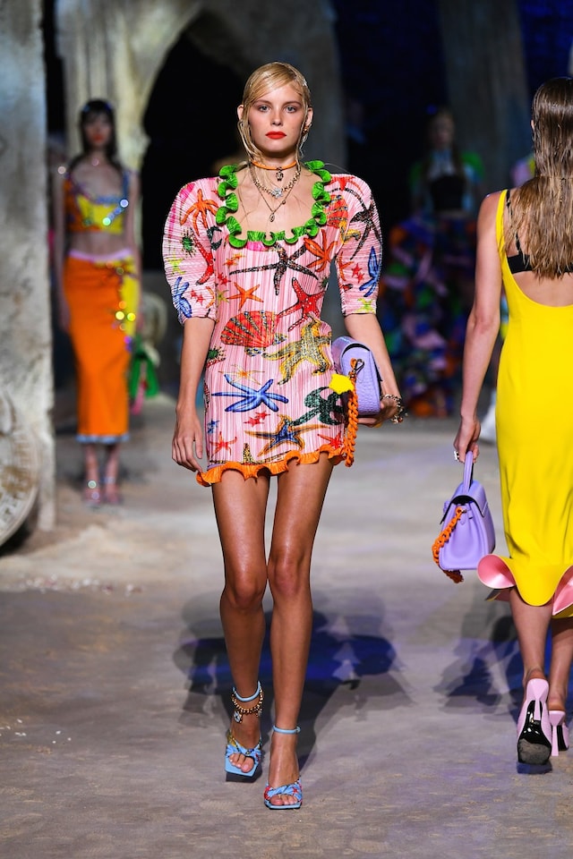 Versace_SS21_Look056