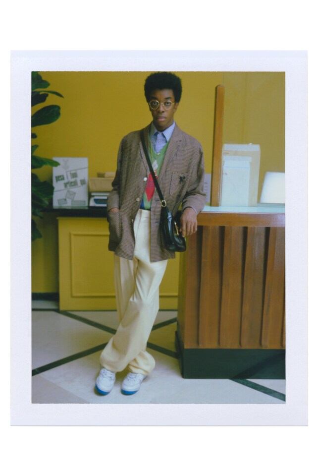 LOOK_38_