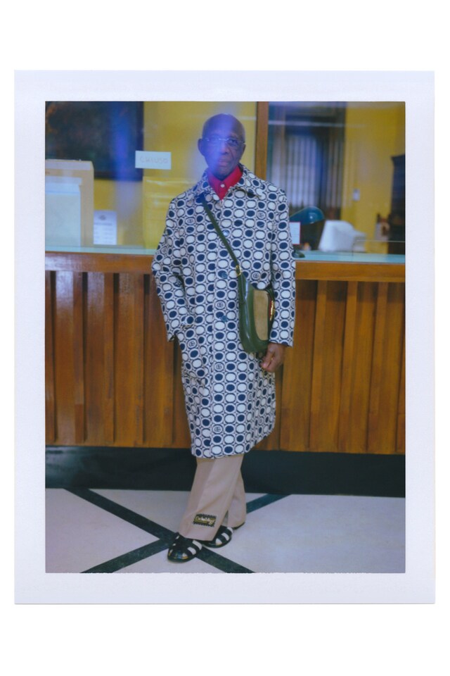 LOOK_39_