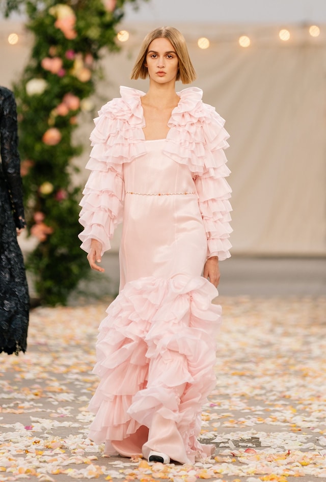 Chanel Spring/Summer 2021 SS21 Haute Couture Wedding