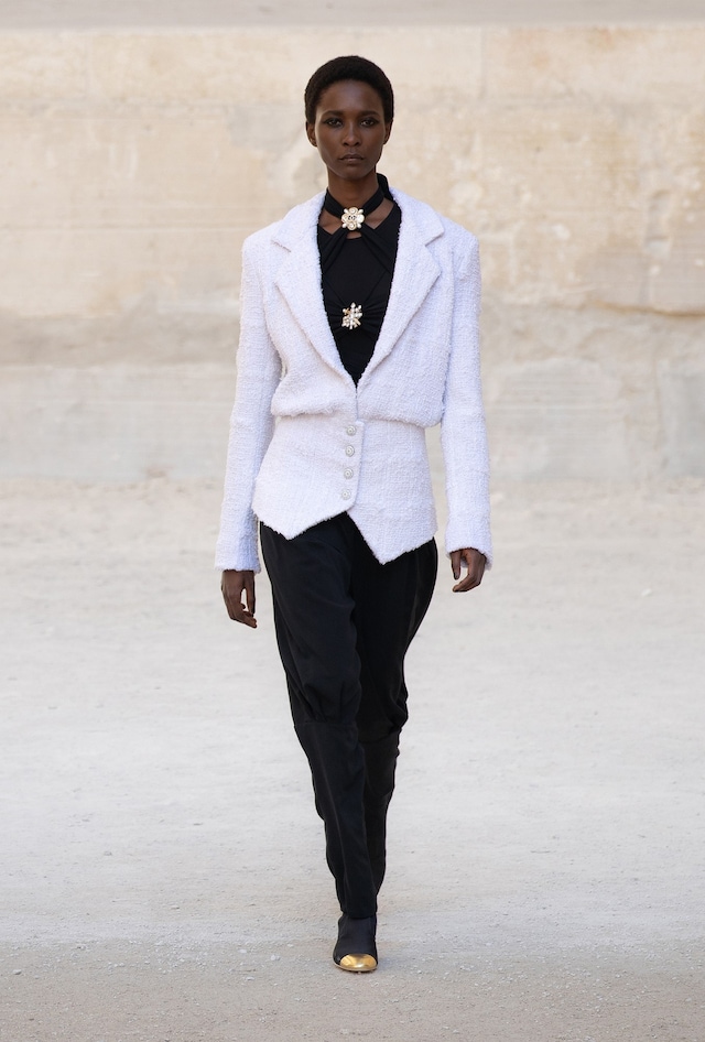 Chanel Cruise Resort 2022 Virginie Viard show collection