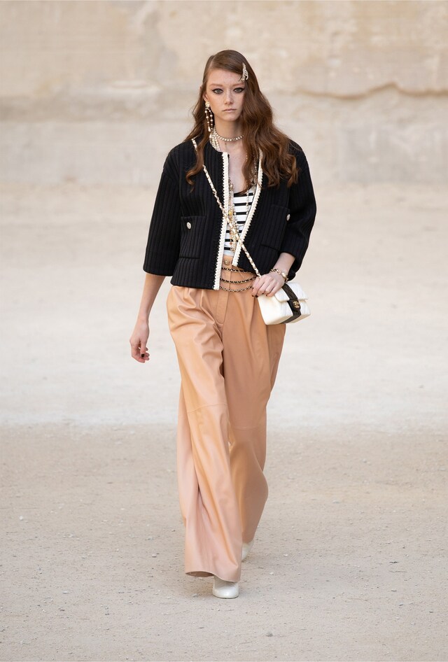 Chanel Cruise Resort 2022 Virginie Viard show collection