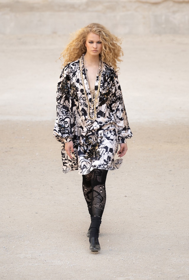 Chanel Cruise Resort 2022 Virginie Viard show collection