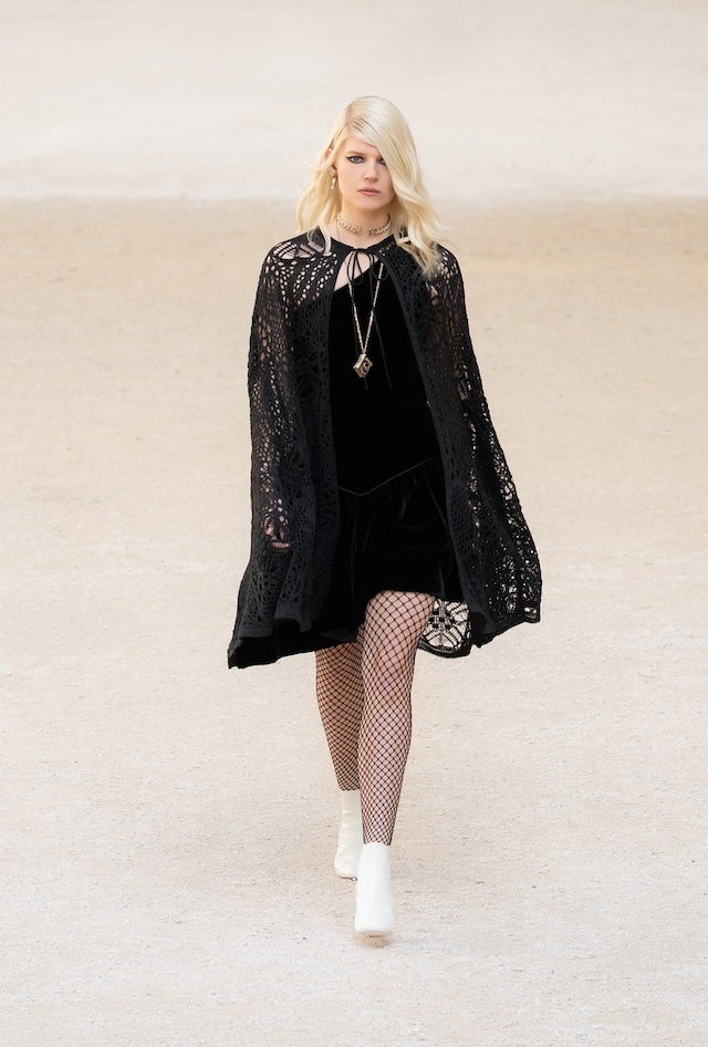 Chanel Cruise Resort 2022 Virginie Viard show collection