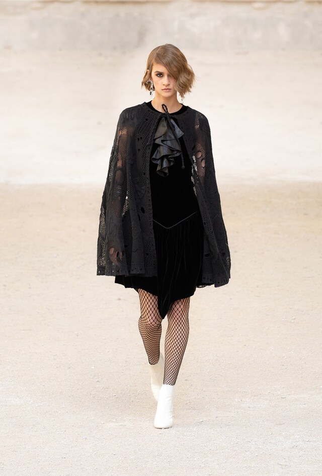 Chanel Cruise Resort 2022 Virginie Viard show collection