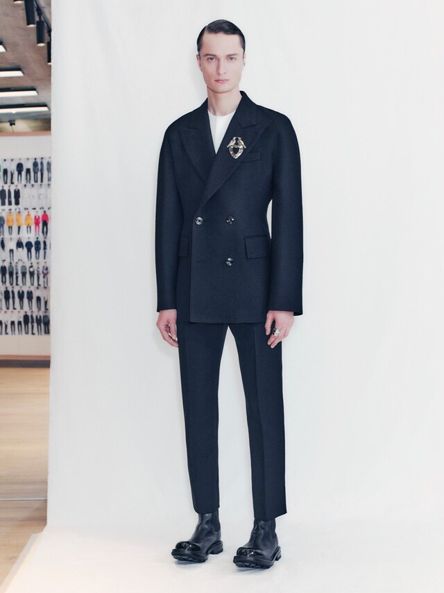 AMQ_AW21-M-03-2