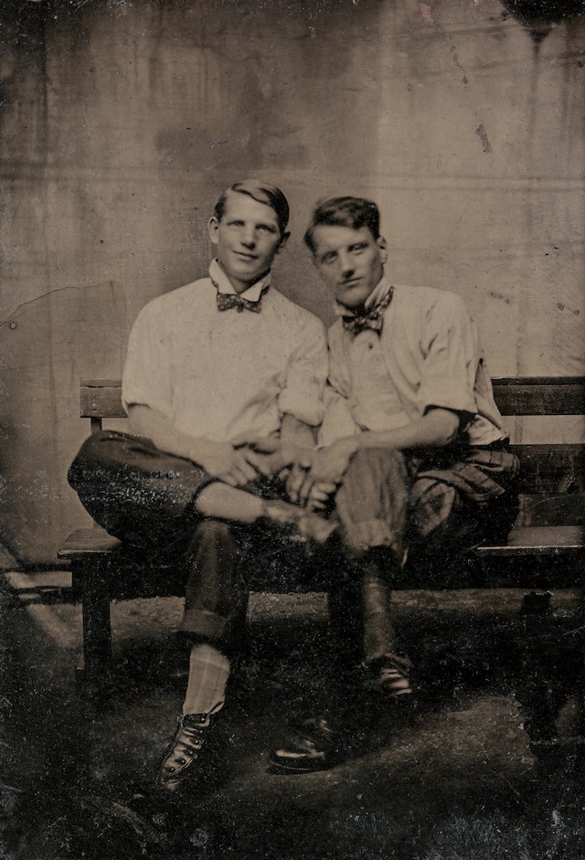 LOVING A Photographic History of Men in Love