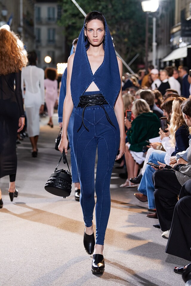 Ala&#239;a Winter/Spring 2022 Pieter Mulier