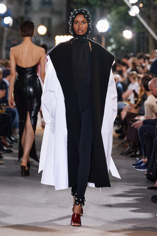 Ala&#239;a Winter/Spring 2022 Pieter Mulier