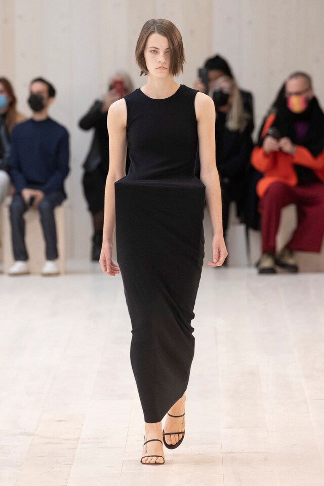 Loewe Spring/Summer 2022 SS22