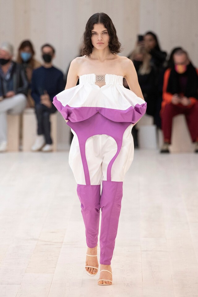 Loewe Spring/Summer 2022 SS22