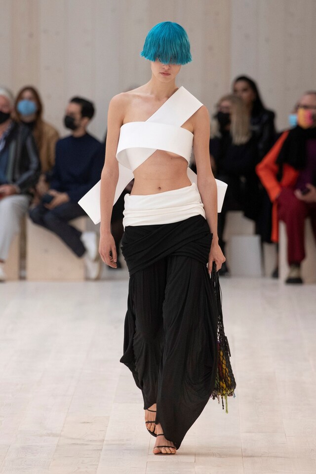 Loewe Spring/Summer 2022 SS22