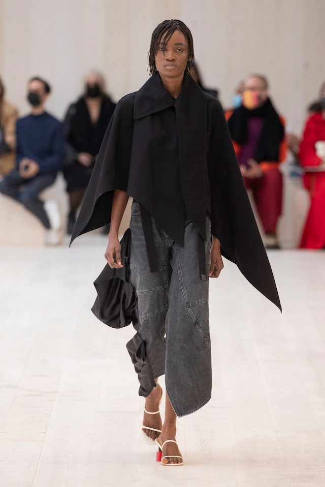 Loewe Spring/Summer 2022 SS22