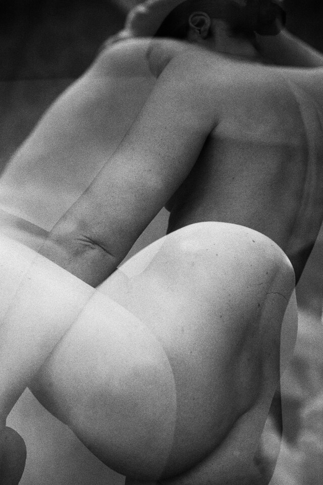 Touching book Lina Scheynius photographer