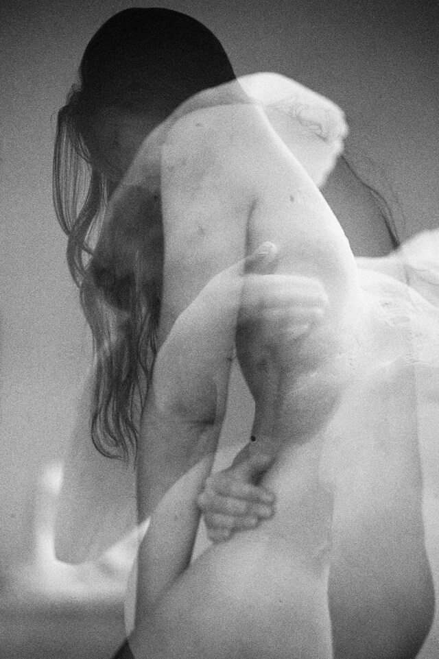 Touching book Lina Scheynius photographer