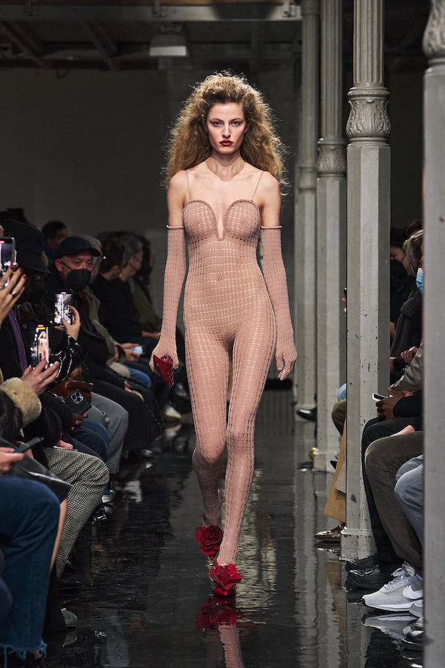 Ala&#239;a Summer-Fall show collection Pieter Mulier