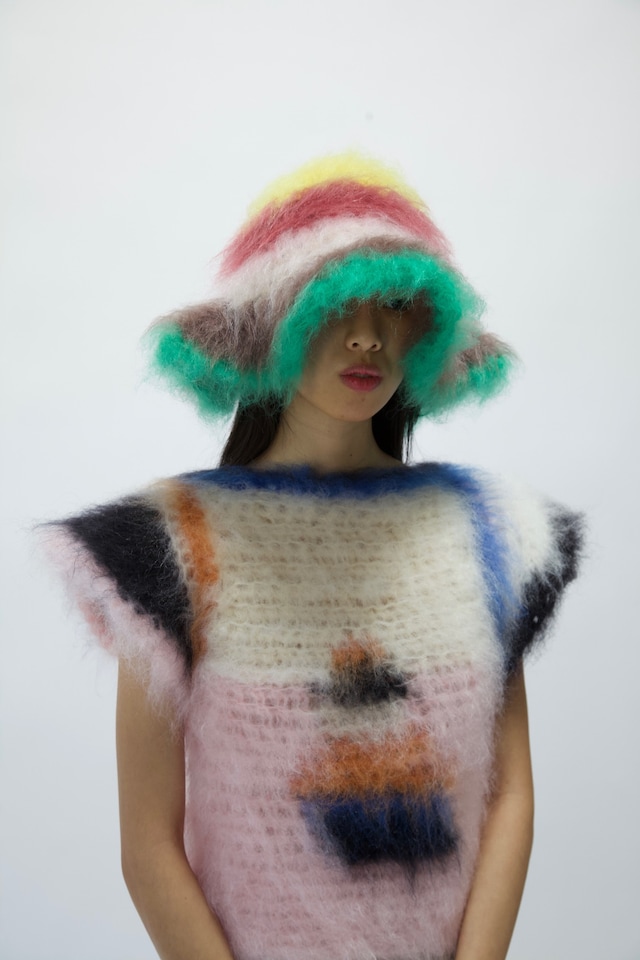 Knitwear by Nong Rak