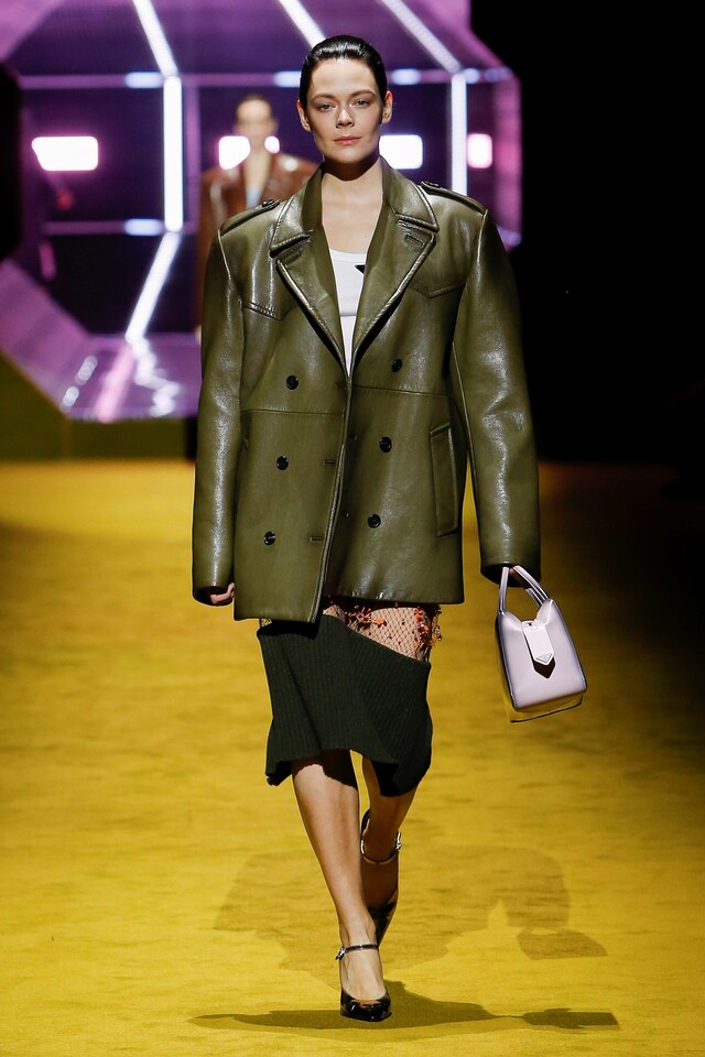 21_PradaDonnaFW22_Hannelore Knuts