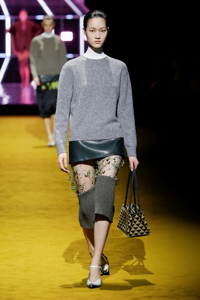 41_PradaDonnaFW22_Chloe Oh