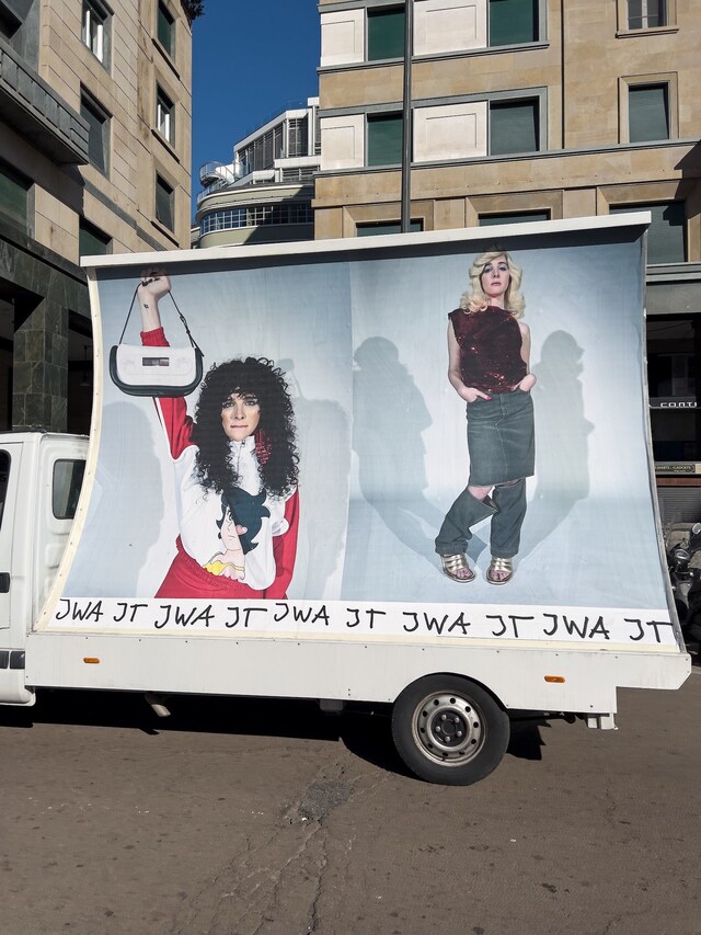 JW Anderson Autumn/Winter 2022 Womenswear