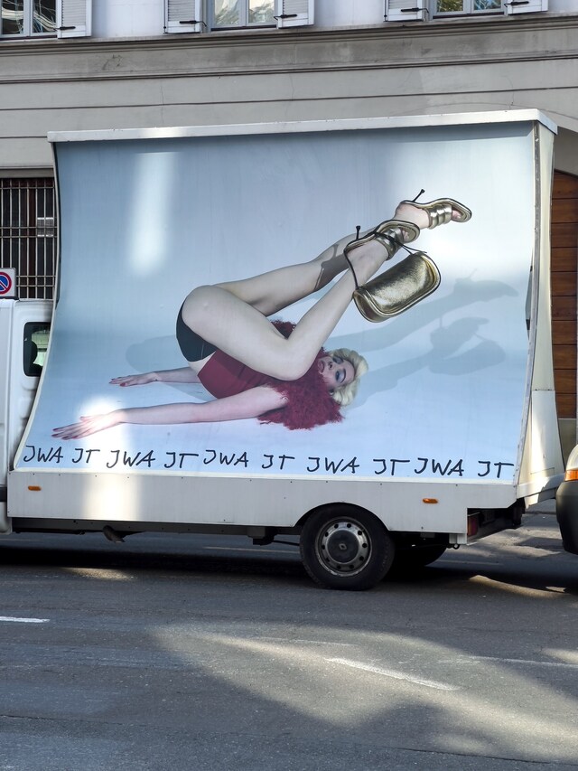 JW Anderson Autumn/Winter 2022 Womenswear