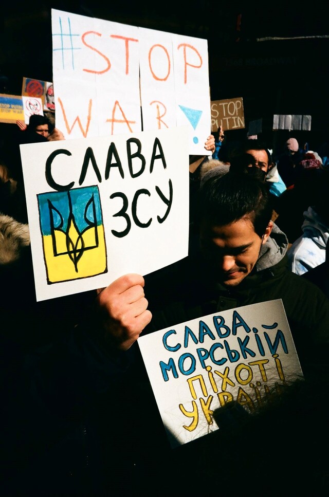 New Yorkers Protest Against The War in Ukraine