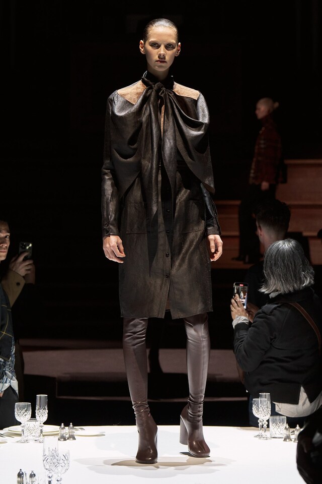 Burberry Autumn_Winter 2022 Womenswear Collection 
