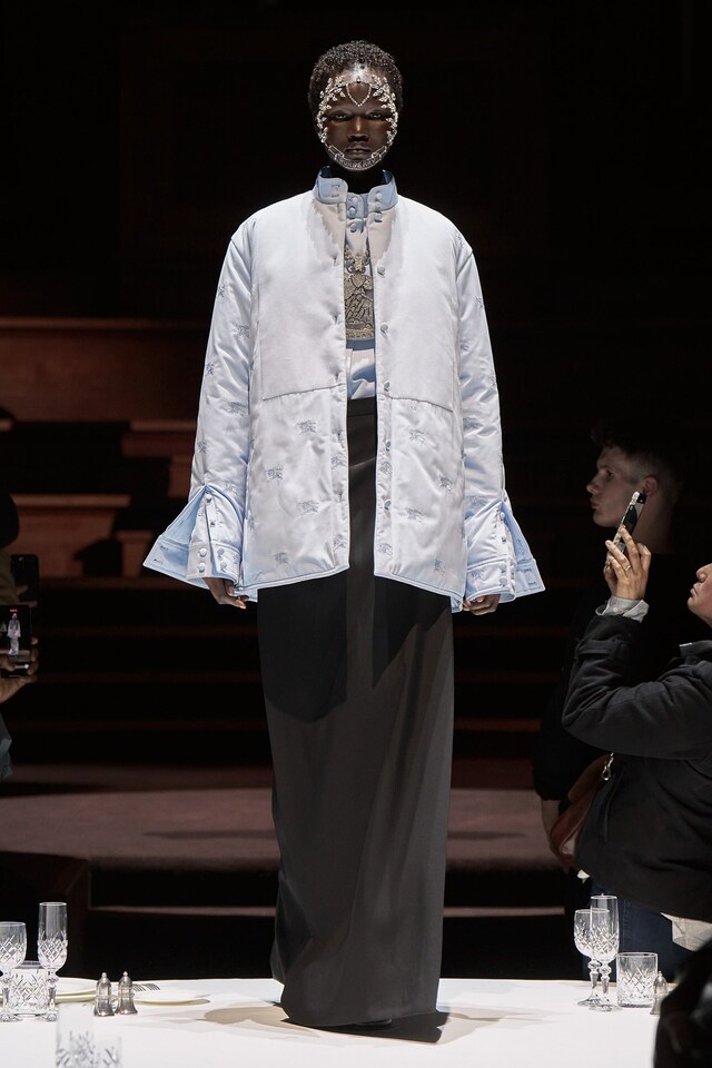 Burberry Autumn_Winter 2022 Womenswear Collection 
