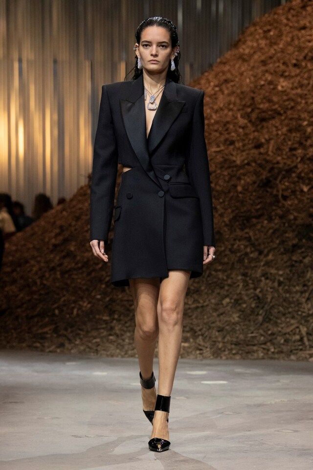 Alexander McQueen Autumn/Winter 2022