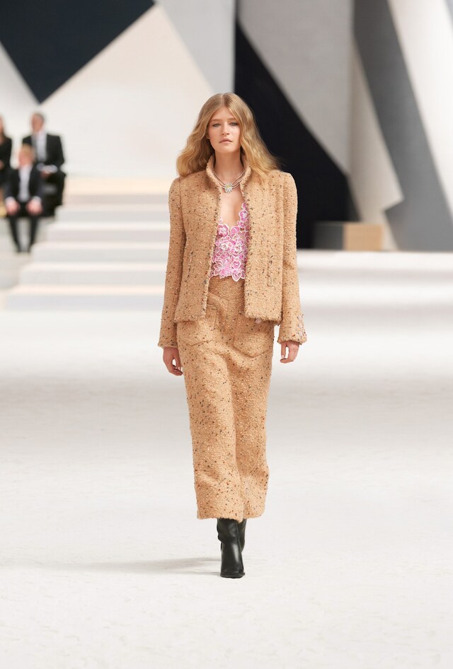 Chanel Autumn/Winter 2022 Haute Couture 