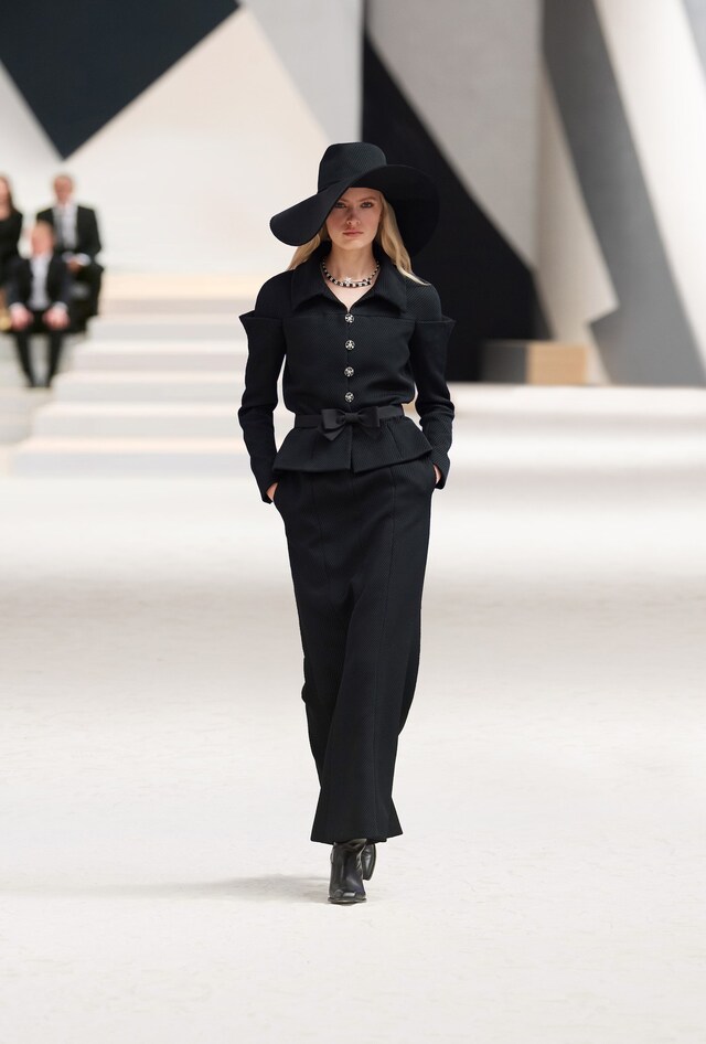 Chanel Autumn/Winter 2022 Haute Couture 