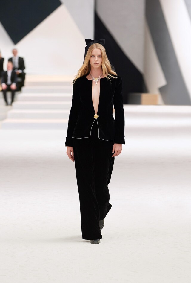 Chanel Autumn/Winter 2022 Haute Couture 