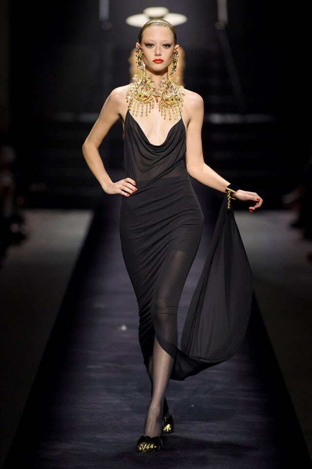 Schiaparelli Autumn/Winter 2022 Haute Couture