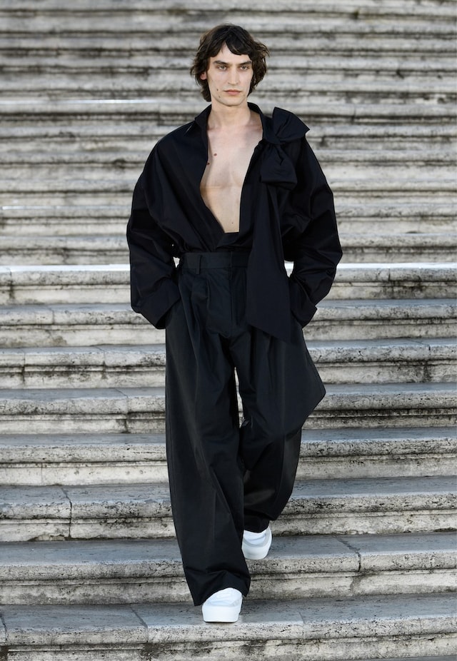 Valentino Autumn/Winter 2022 Haute Couture