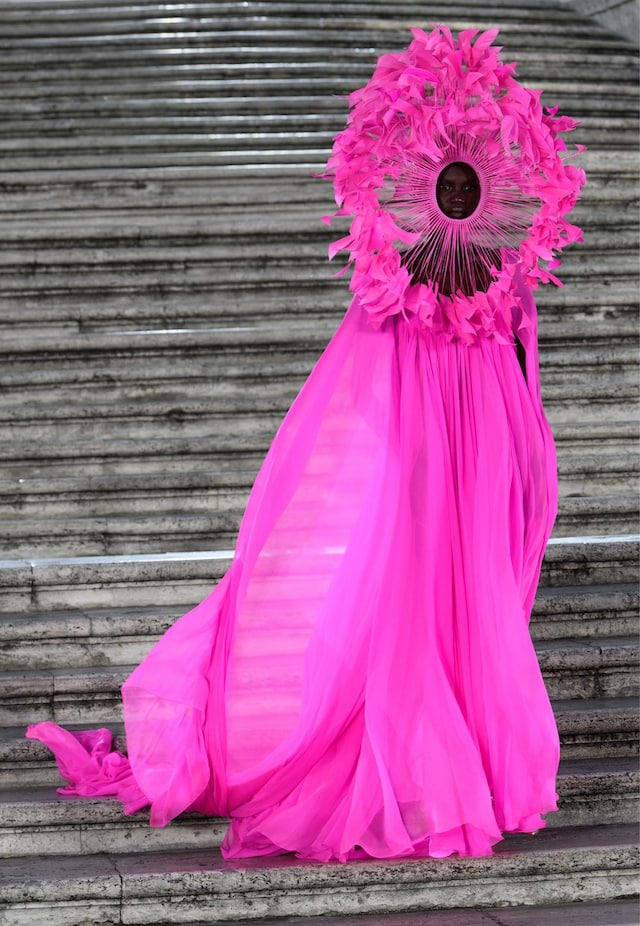 Valentino Autumn/Winter 2022 Haute Couture