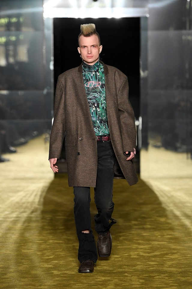 Martine Rose Autumn Winter 2023 Menswear AnOther   429154.JPG