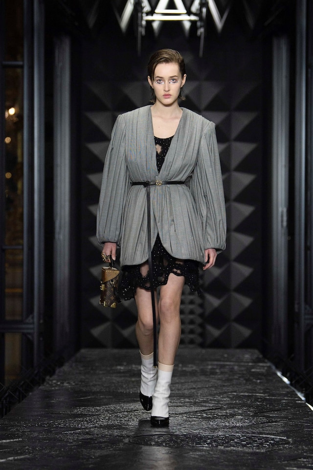 LOUIS_VUITTON_FW2324_LOOK_01