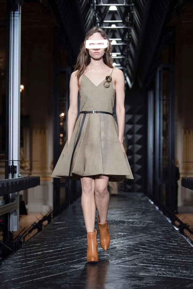 LOUIS_VUITTON_FW2324_LOOK_19