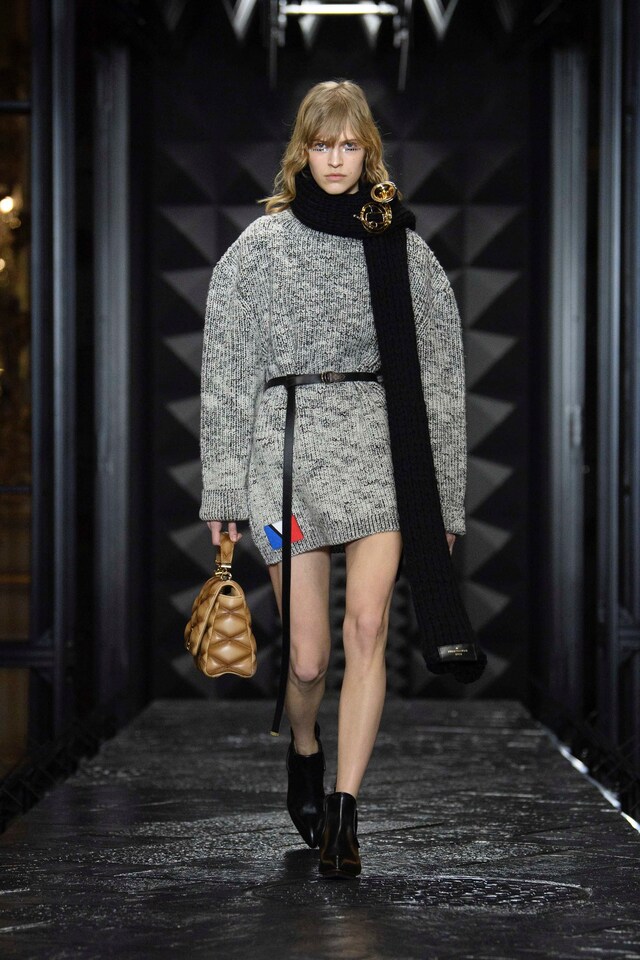 LOUIS_VUITTON_FW2324_LOOK_23