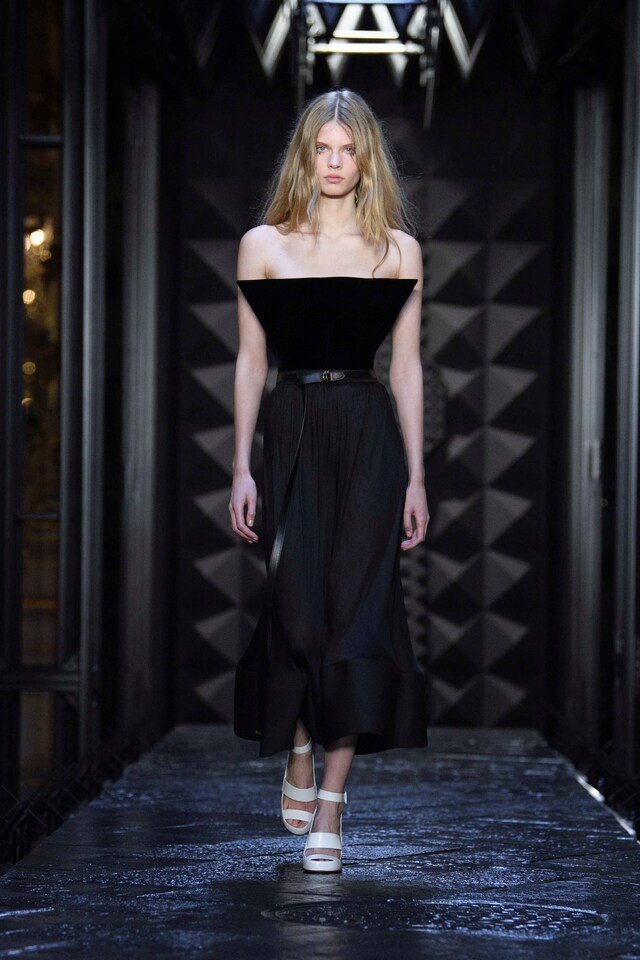 LOUIS_VUITTON_FW2324_LOOK_39