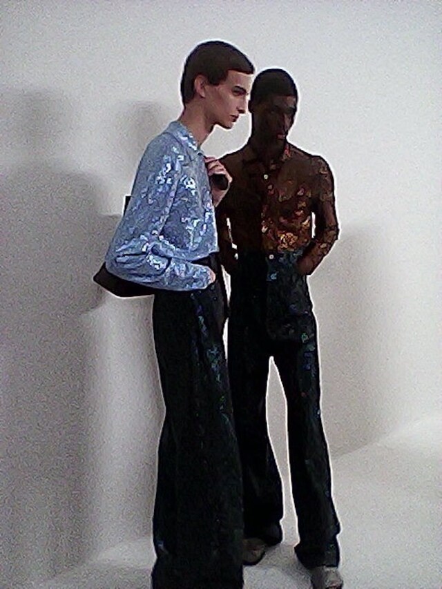 Fashion Week Through a Flip Phone