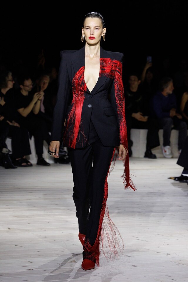 Alexander McQueen Spring/Summer 2024 Womenswear