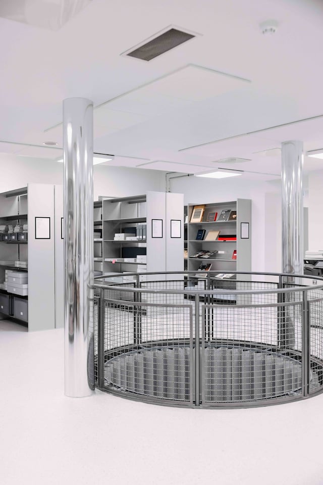 Nice Outfit by Felix Choong