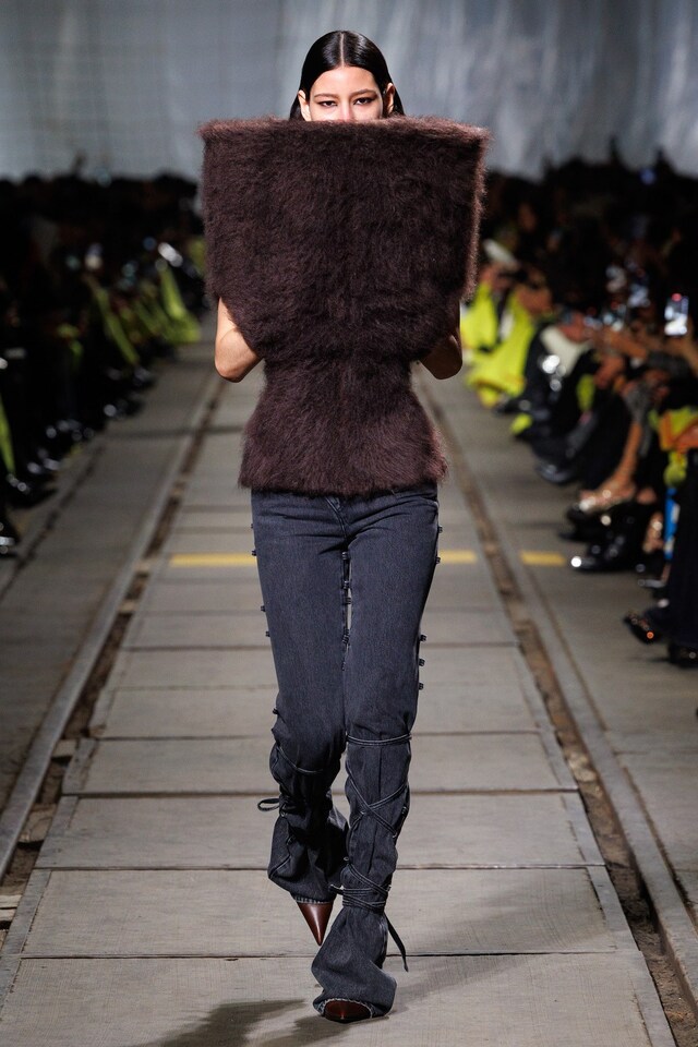 Alexander McQueen Autumn/Winter 2024 