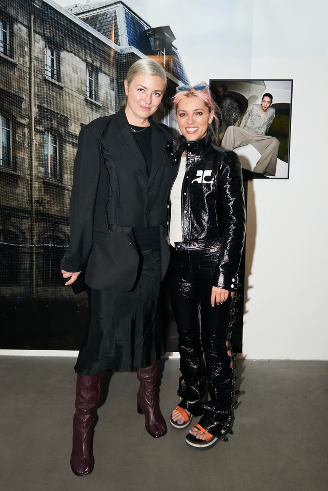 Guests at the Private View for Shashin Ron (On Photography)