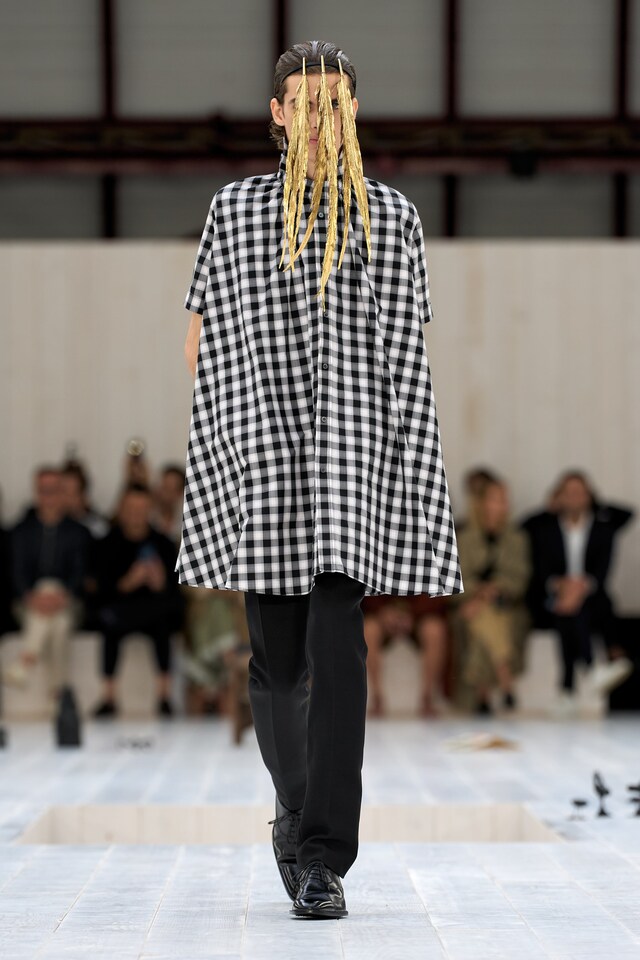 Loewe Spring/Summer 2025 Menswear